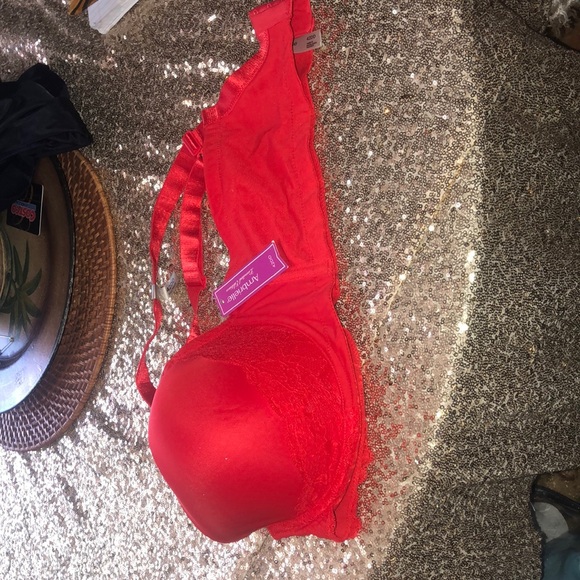 42 DD. And 42DDD - Picture 3 of 4